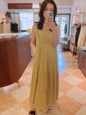 奶油綠設計感輕盈長洋裝
