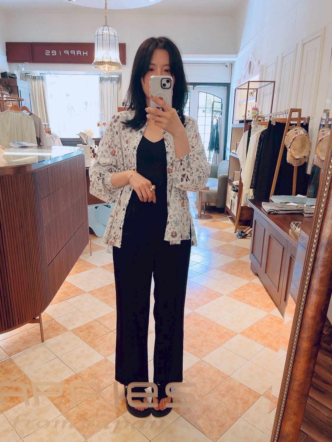 Happies.Floral shirt-white