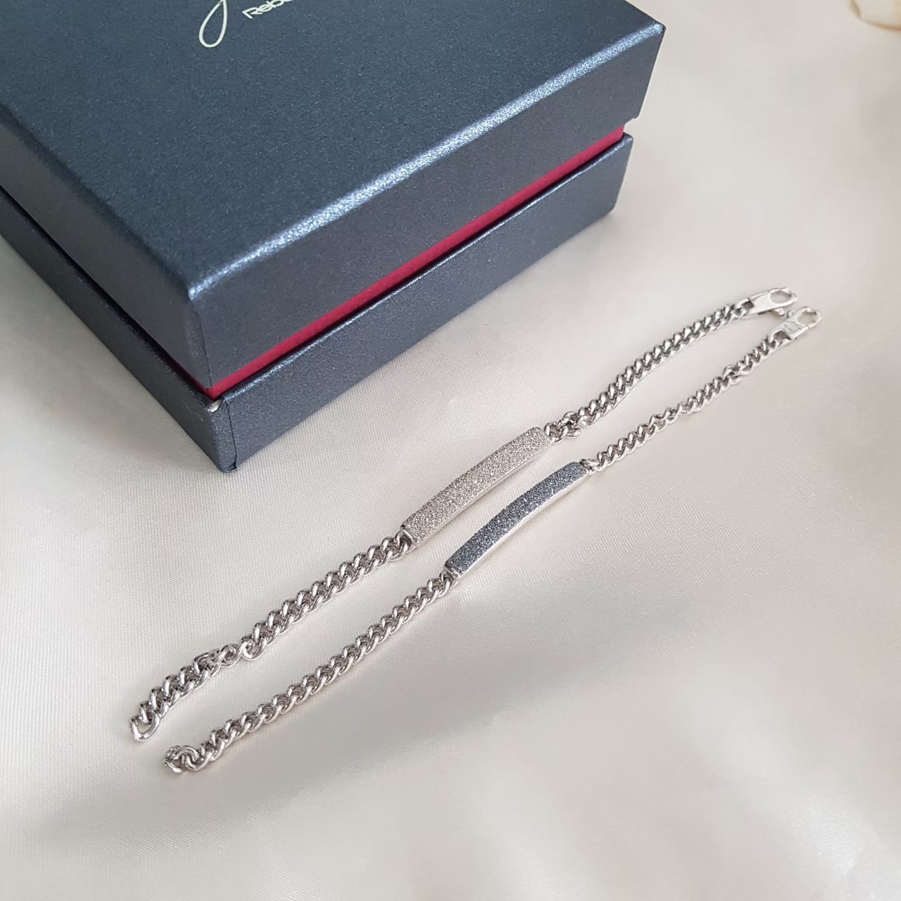 Jolie Boundary – Accessories