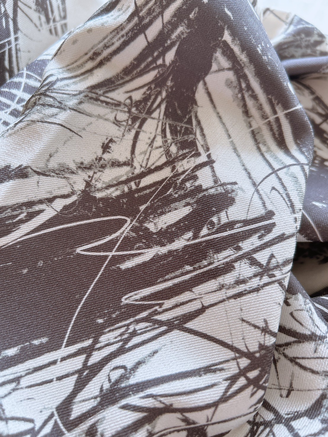 Happies Ink-stained – Monochrome